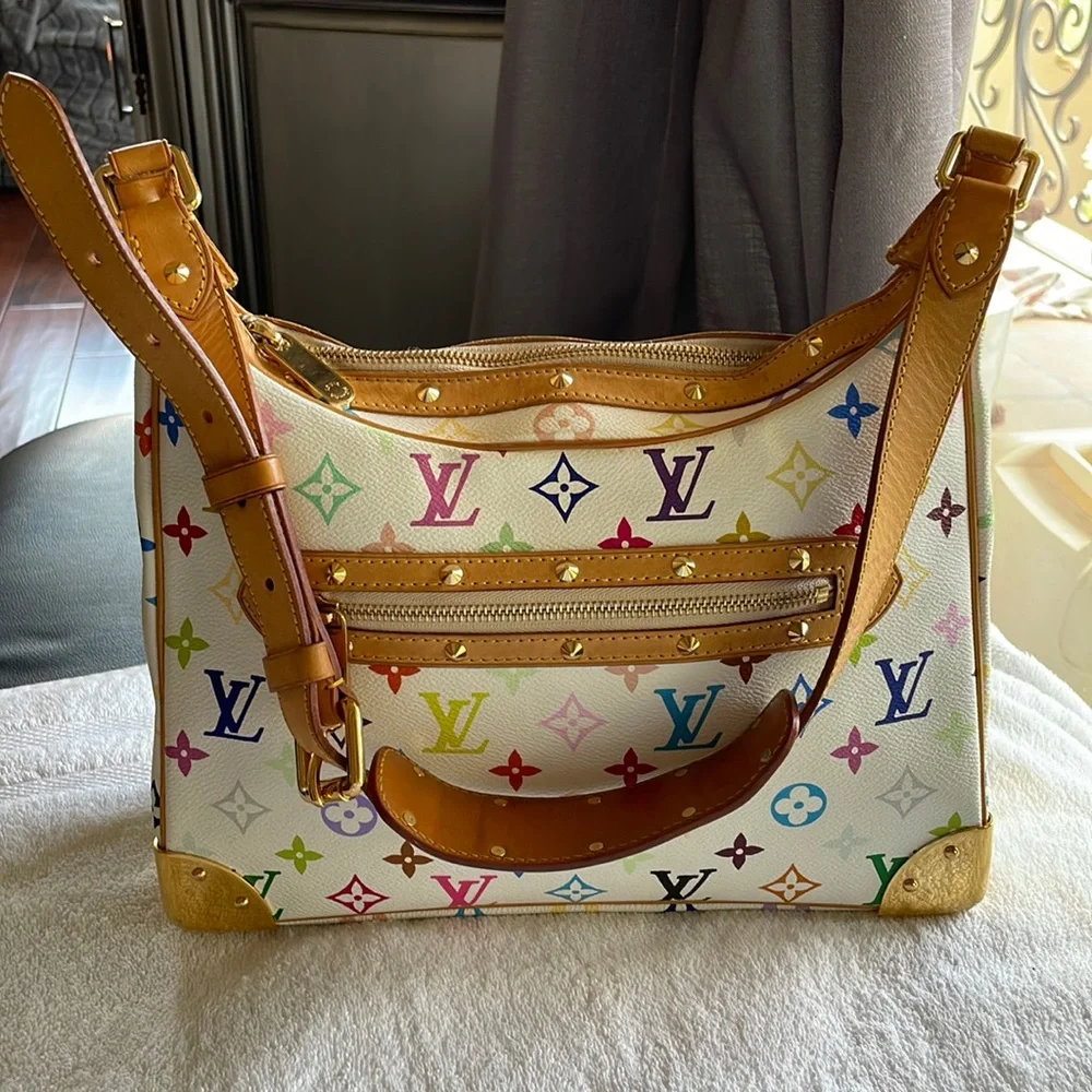 Louis Vuitton Boulogne - Picture 4 of 17